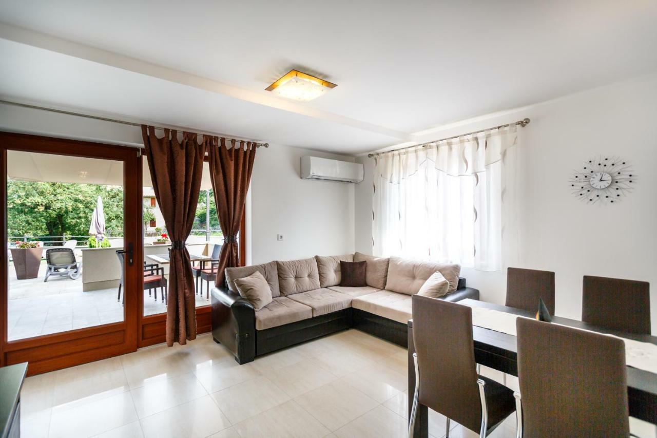 Apartment Aria 1