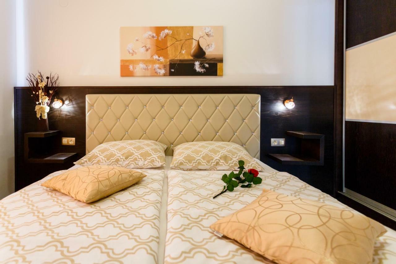 Apartment Aria 1