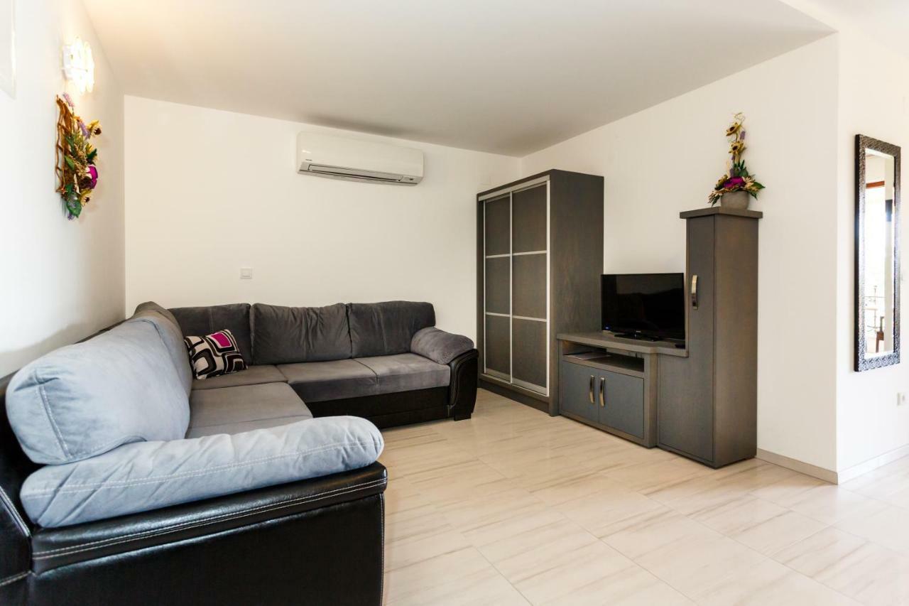 Apartment Aria 1 Malinska
